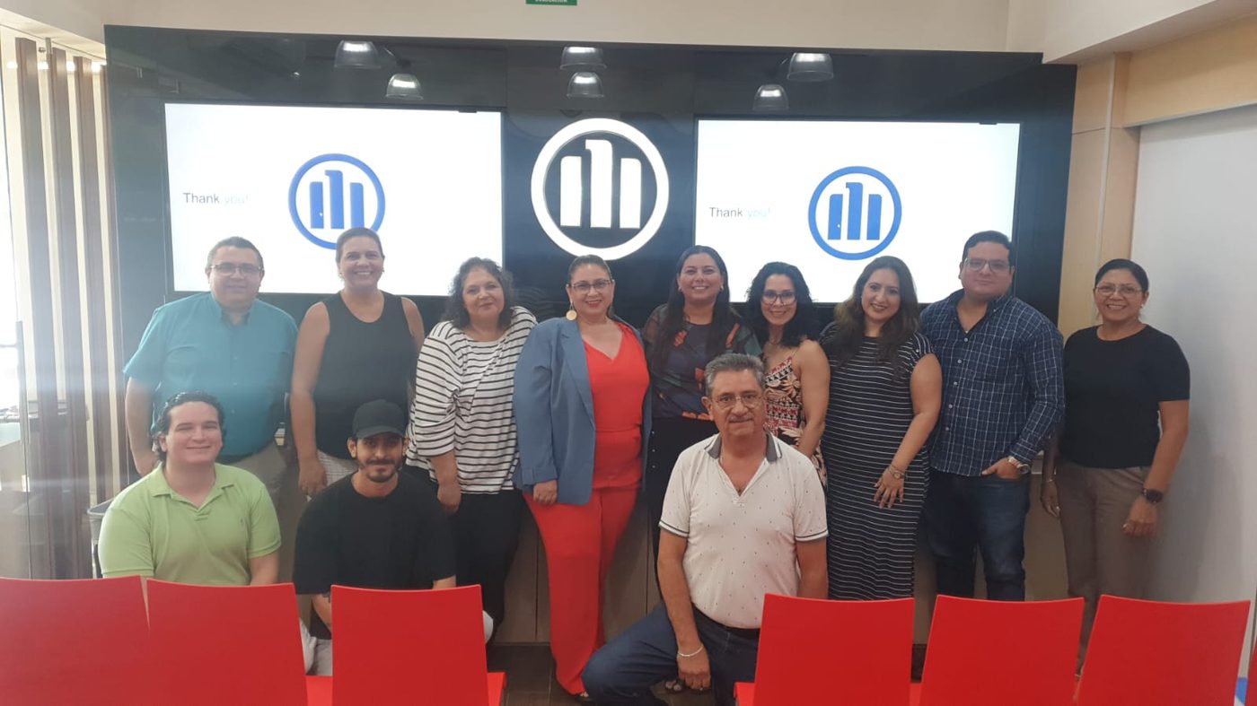 Equipo de CARSA en una capacitación en las oficinas de Allianz